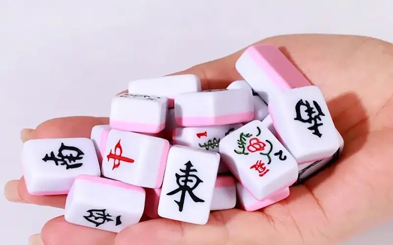 Traditional Mini Chinese Mahjong 144pcs Set